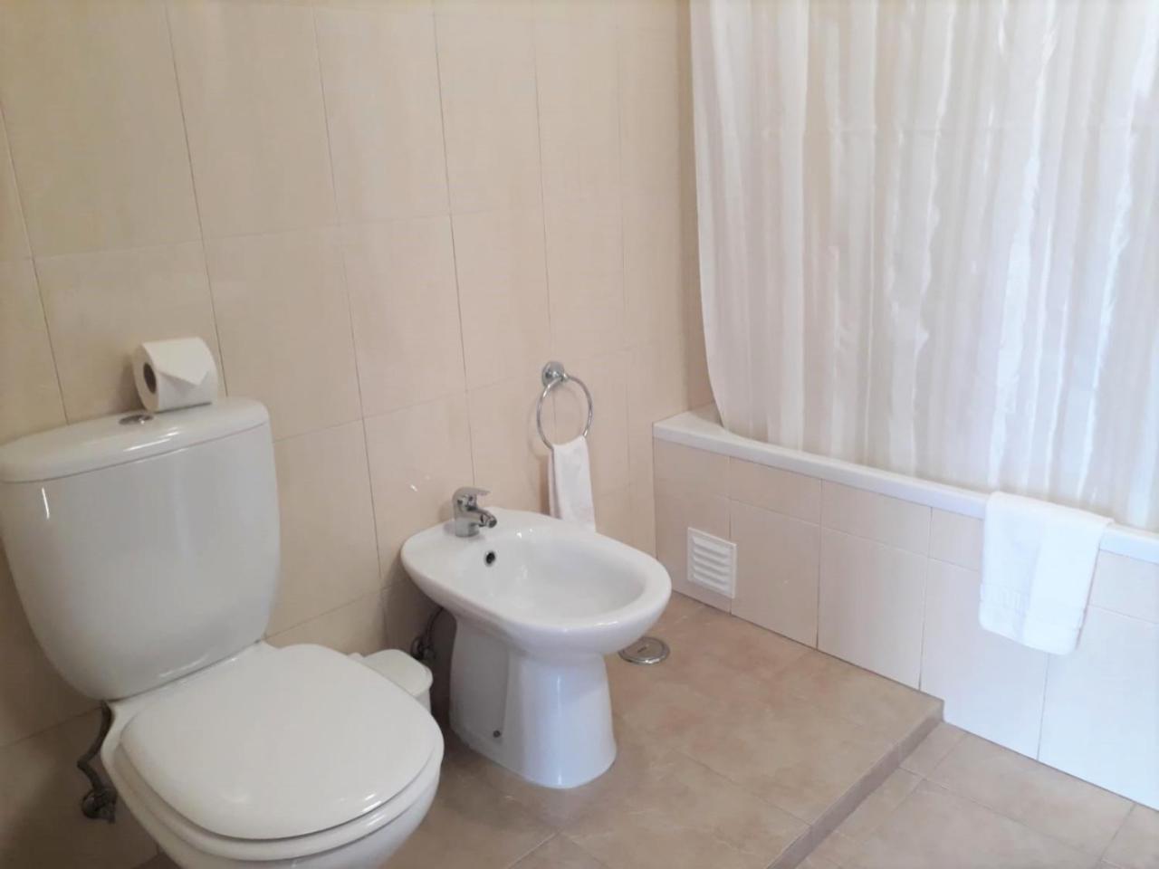 T2 Mira Praia 4- Familiar, 80Mt Praia, Wifi Куартейра Екстер'єр фото