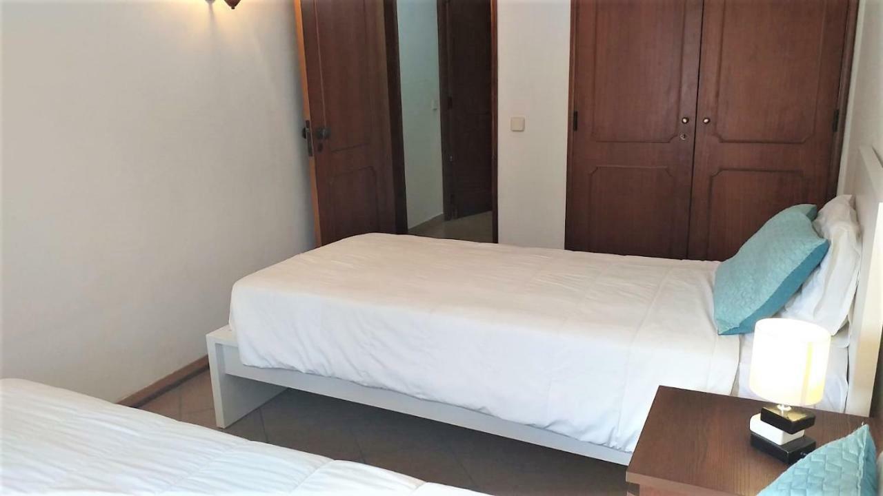 T2 Mira Praia 4- Familiar, 80Mt Praia, Wifi Куартейра Екстер'єр фото